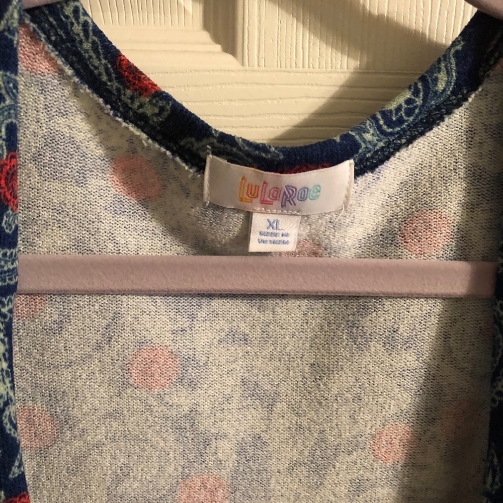 LulaRoe Sarah - Picture 2 of 3